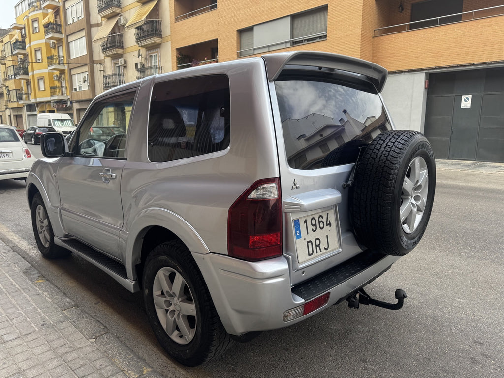 Mitsubishi Montero 3.2 DI-D Intense 3p · 160 cv · 2005 · 127.000 km