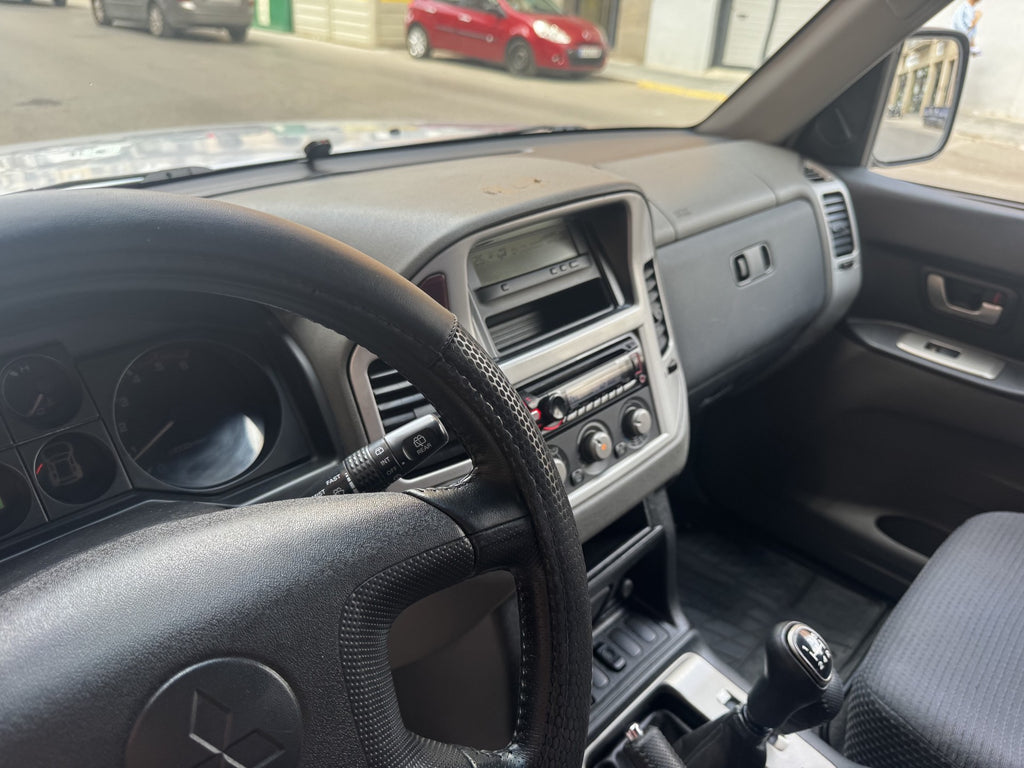 Mitsubishi Montero 3.2 DI-D Intense 3p · 160 cv · 2005 · 127.000 km