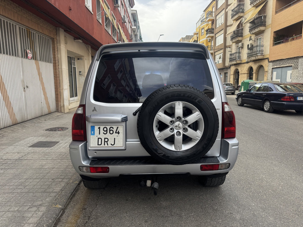 Mitsubishi Montero 3.2 DI-D Intense 3p · 160 cv · 2005 · 127.000 km